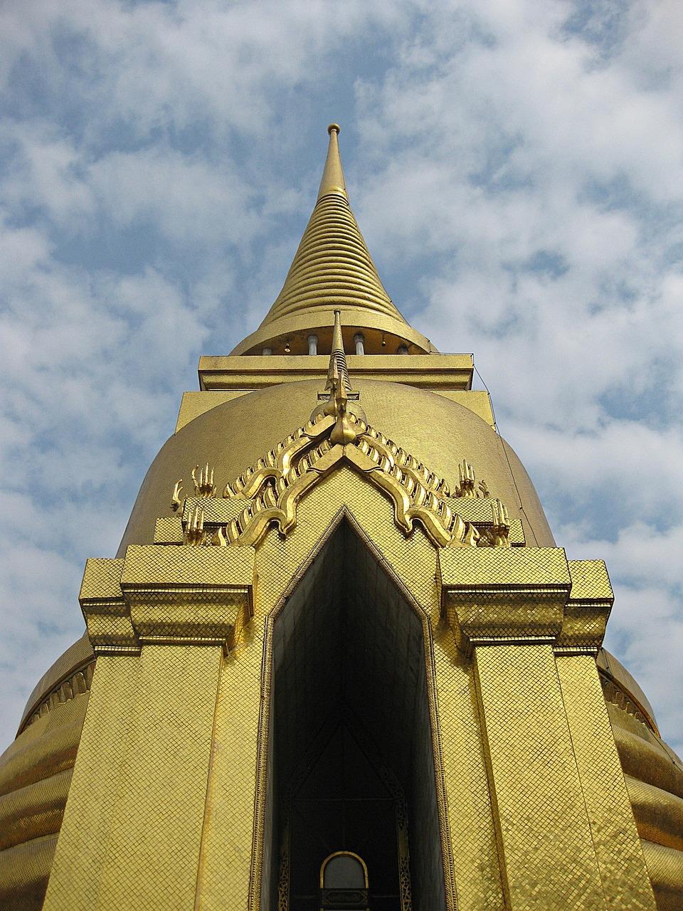 Discovering Cultural Gems and Hidden Perks for a Stress-Free Journey