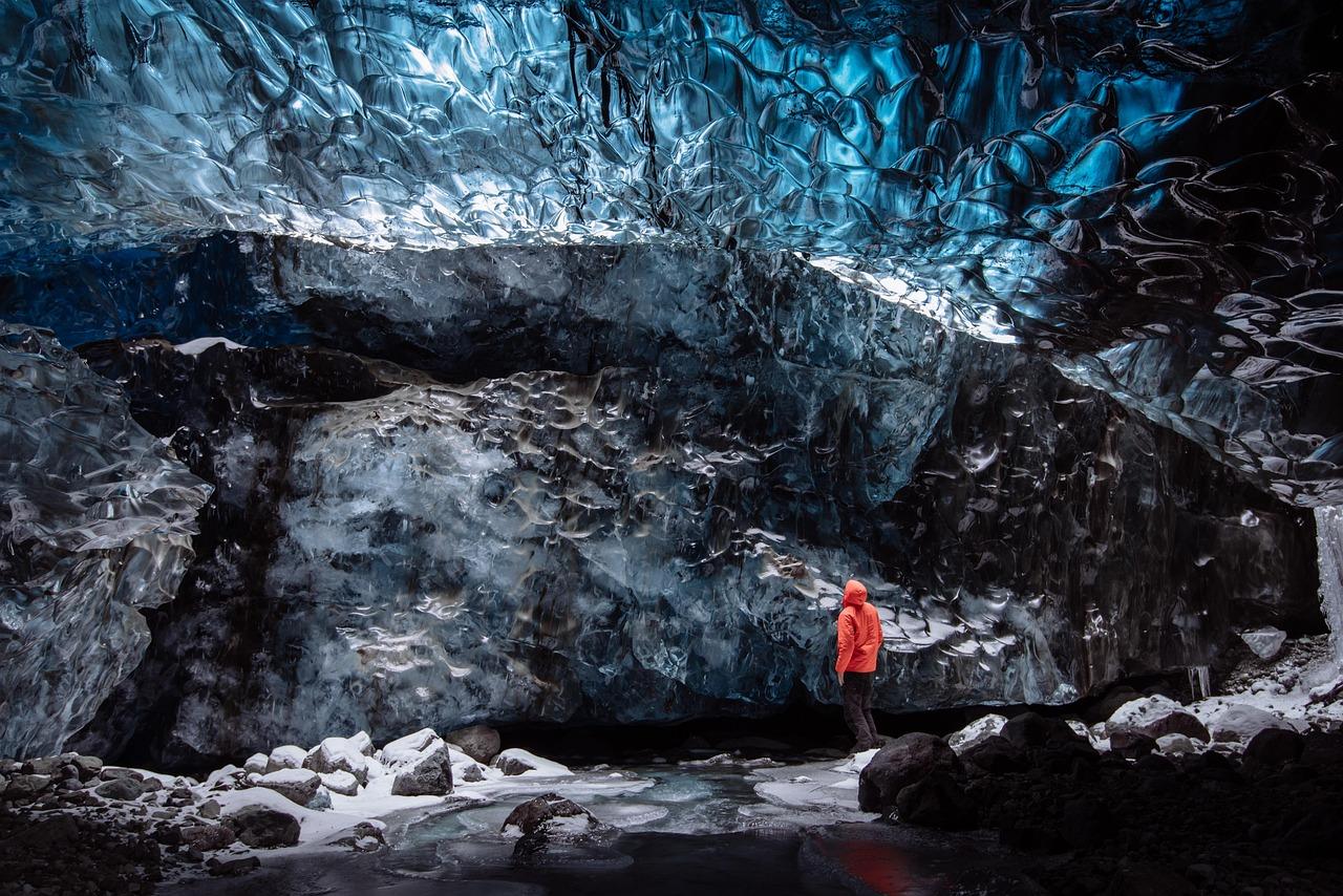 Essential Natural Wonders to Explore on Your Iceland Adventure