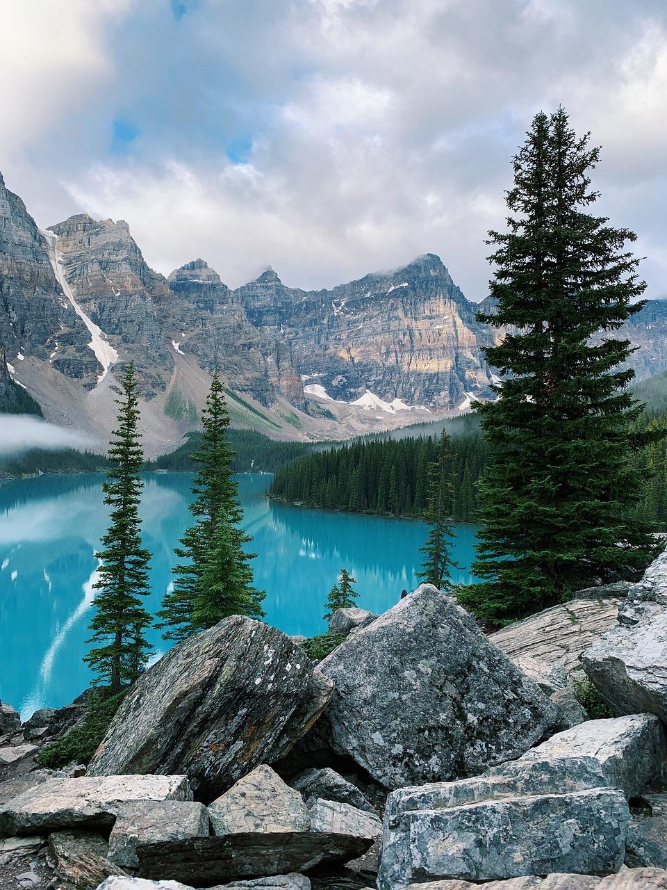 Discover Banff's Must-See Natural Wonders and Hidden Gems