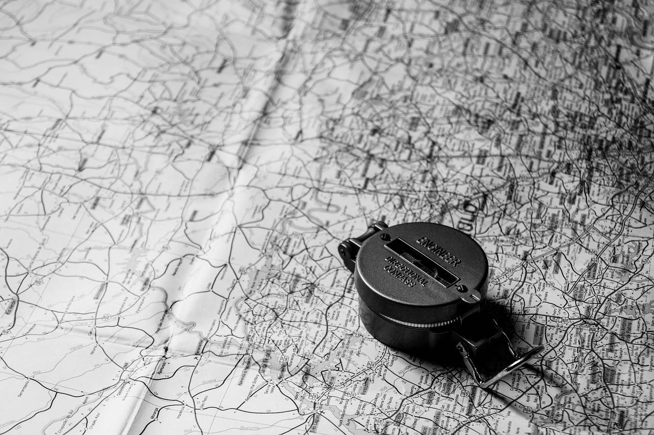 Design a travel itinerary to answer a history question effectively